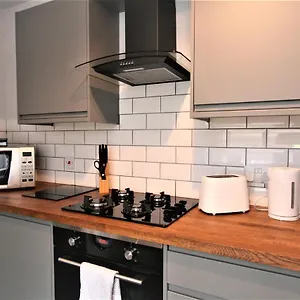 Nelson By The Docks Serviced By Roomsbooked , Gloucester United Kingdom